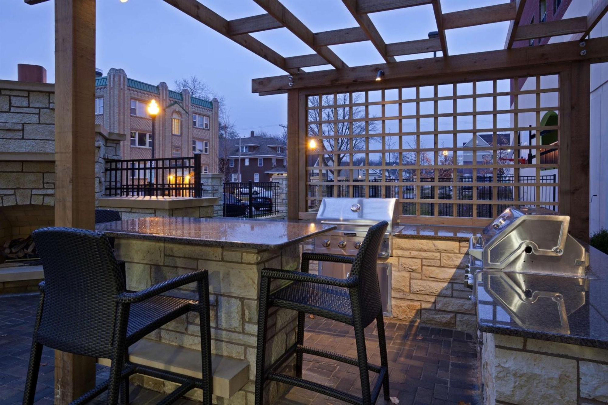 Homewood Suites By Hilton Rochester Mayo Clinic-St. Marys Campus Exterior photo